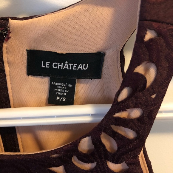 Lace halter cocktail dress - Picture 4 of 5